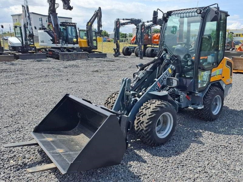 Giant G 2700 E X-Tra Elektro - Мини-погрузчик с бортовым поворотом: фото 2 Giant G 2700 E X-Tra Elektro - Мини-погрузчик с бортовым поворотом: фото 2