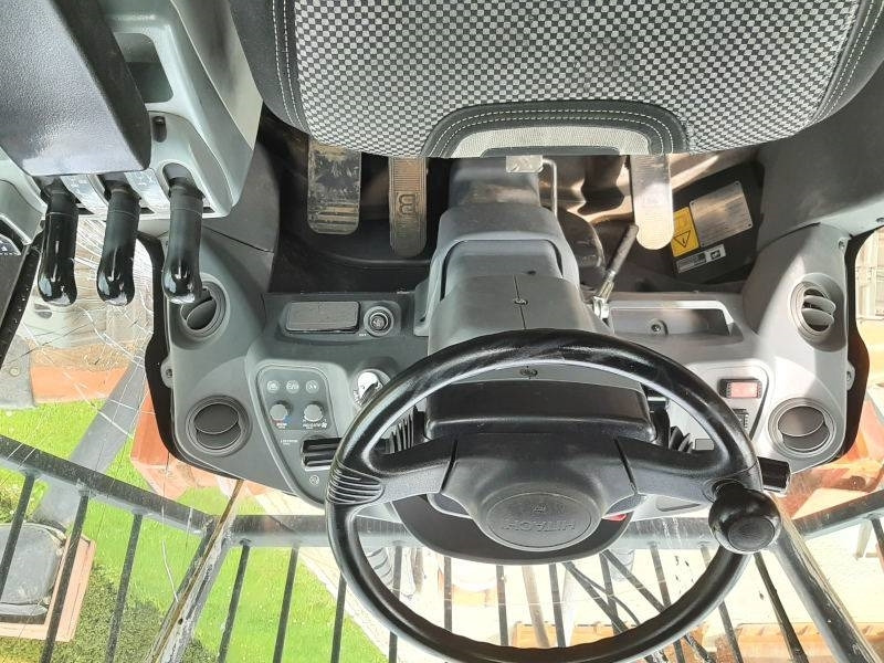 Колёсный погрузчик Hitachi ZW 310-6: фото 10