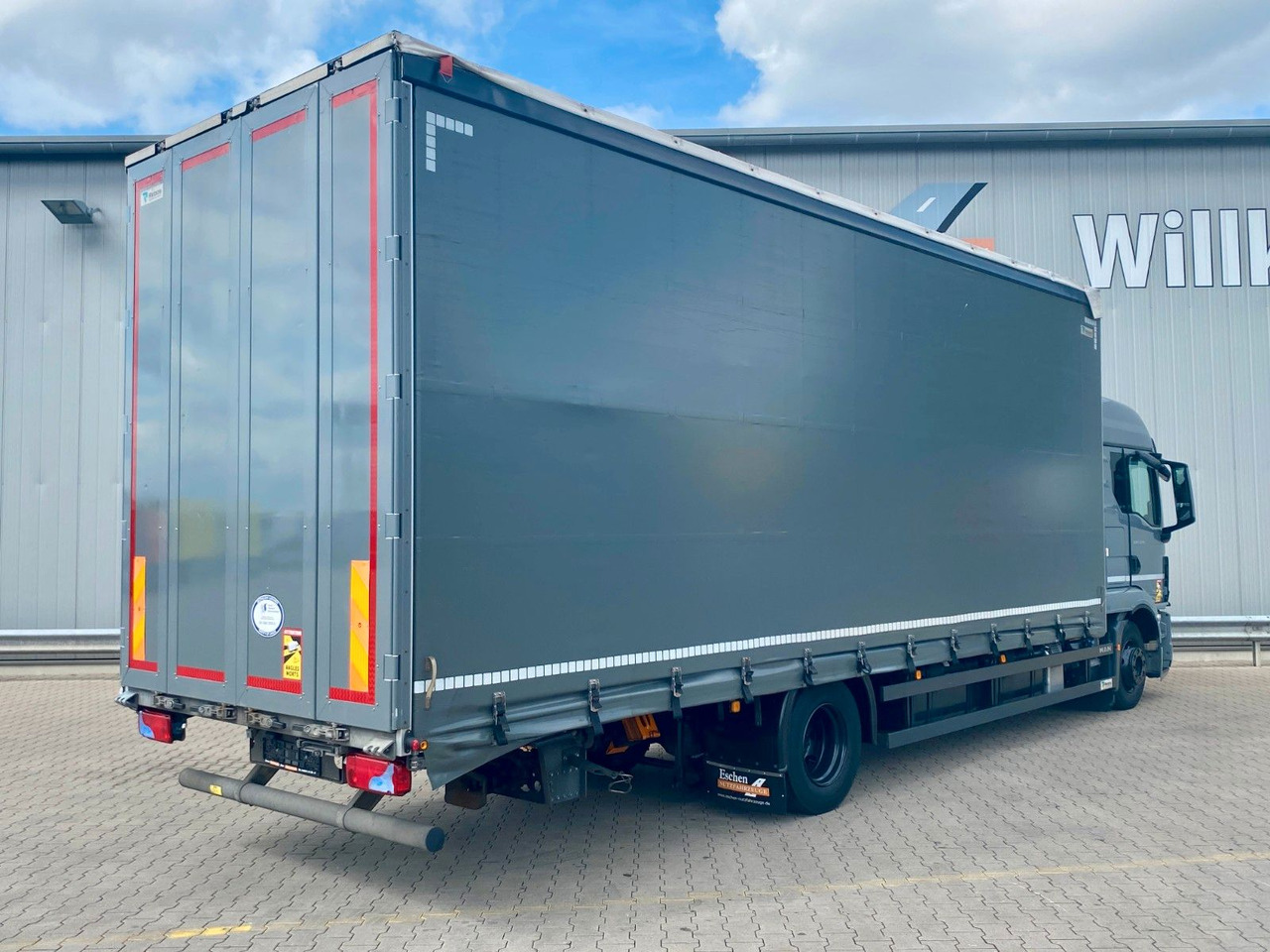 MAN TGM 15.250 + Redos Anhänger GESAMTZUG|Durchlader - Тентованный грузовик: фото 3 MAN TGM 15.250 + Redos Anhänger GESAMTZUG|Durchlader - Тентованный грузовик: фото 3