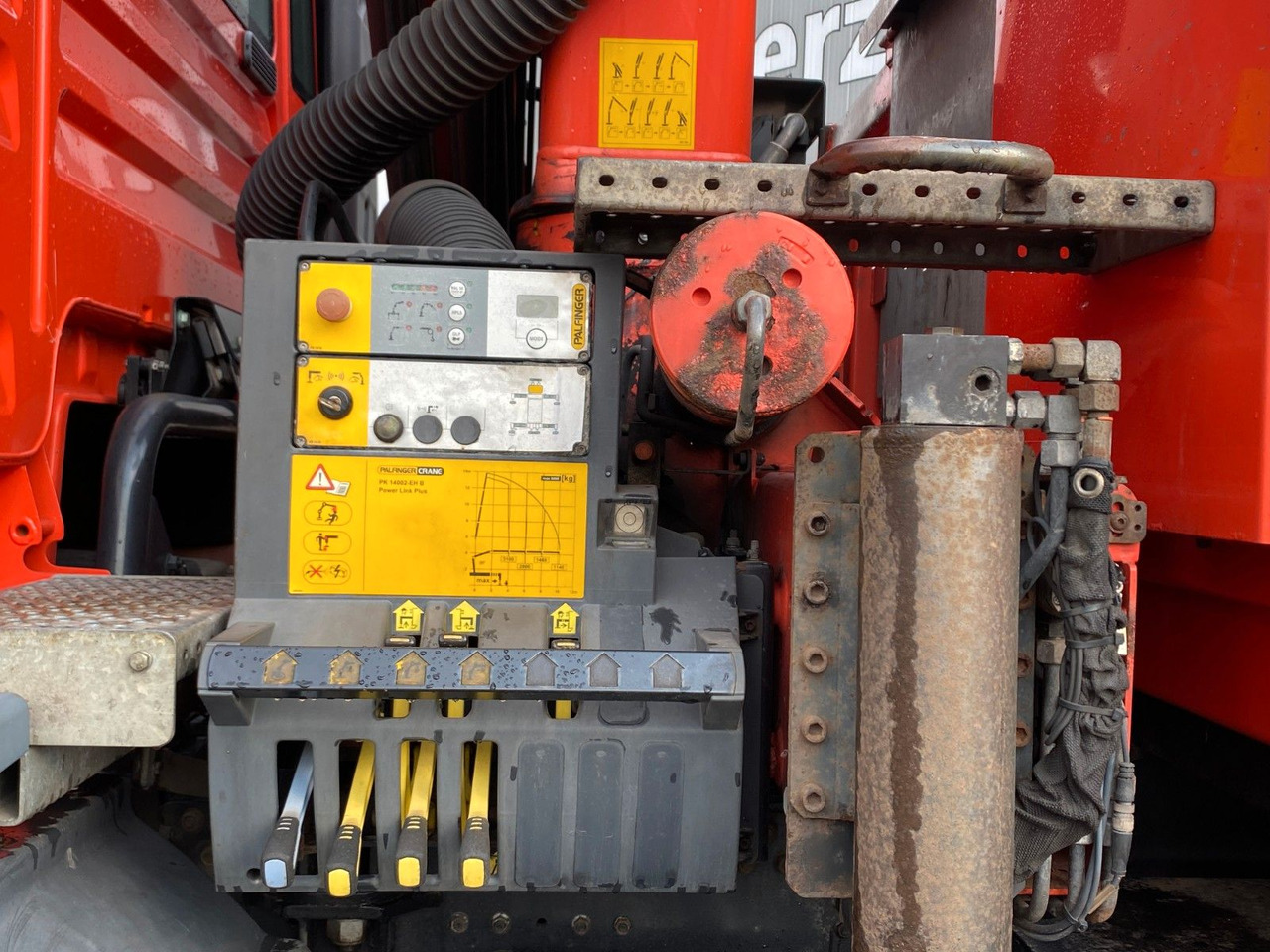 MAN TGM 26.340 6x2-4 LL | PK14002*Funk*Klima*1.Hand - Грузовик бортовой/ Платформа, Автоманипулятор: фото 3 MAN TGM 26.340 6x2-4 LL | PK14002*Funk*Klima*1.Hand - Грузовик бортовой/ Платформа, Автоманипулятор: фото 3