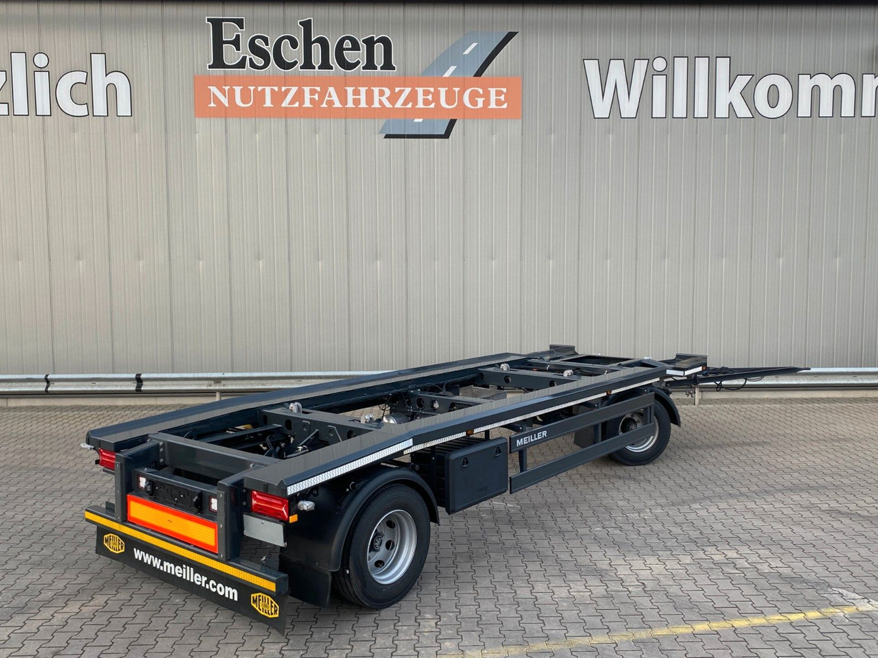 Meiller MG 18 ZO 5,4 NEU*Rückfahrkamera*Werkzeugkasten Meiller MG 18 ZO 5,4 NEU*Werkzeugkasten Abrollcontainer - Прицеп мультилифт/ Бункеровоз: фото 4 Meiller MG 18 ZO 5,4 NEU*Rückfahrkamera*Werkzeugkasten Meiller MG 18 ZO 5,4 NEU*Werkzeugkasten Abrollcontainer - Прицеп мультилифт/ Бункеровоз: фото 4