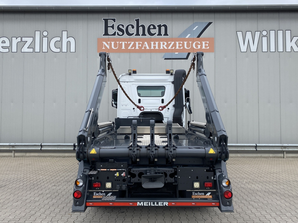 Mercedes-Benz 1842 L Actros - Портальный бункеровоз: фото 5 Mercedes-Benz 1842 L Actros - Портальный бункеровоз: фото 5