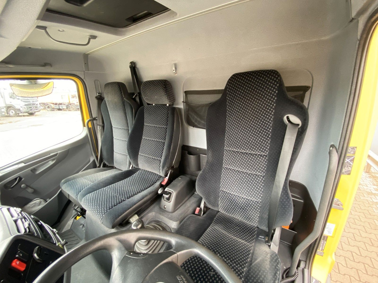 Грузовик с закрытым кузовом Mercedes-Benz 816 Atego | 3 Sitze*3x Zurrleisten*Portal*ASR Mercedes-Benz 816 Atego | 3 Sitze*3x Zurrleisten*Portal*ASR: фото 14