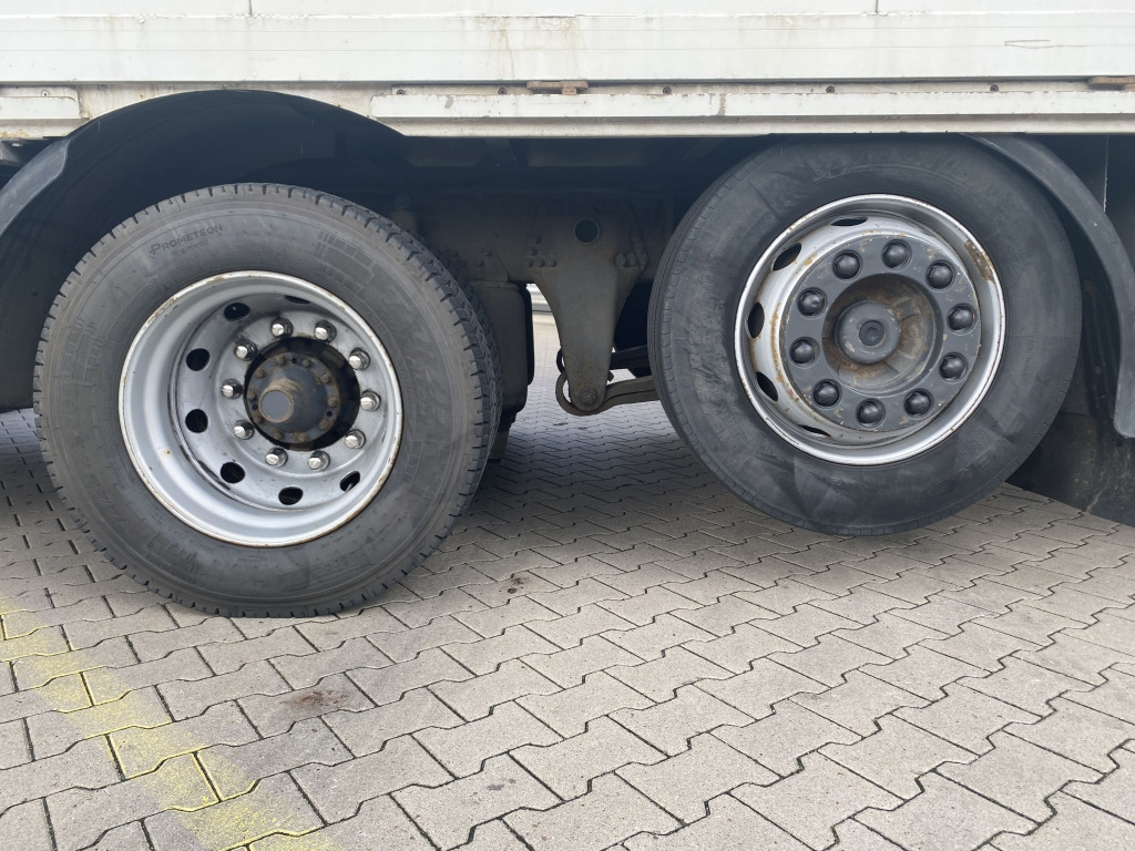 Scania 114 G 340 / 6x2 BL - Тентованный грузовик: фото 3 Scania 114 G 340 / 6x2 BL - Тентованный грузовик: фото 3