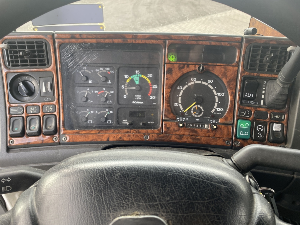 Scania 114 G 340 / 6x2 BL - Тентованный грузовик: фото 5 Scania 114 G 340 / 6x2 BL - Тентованный грузовик: фото 5