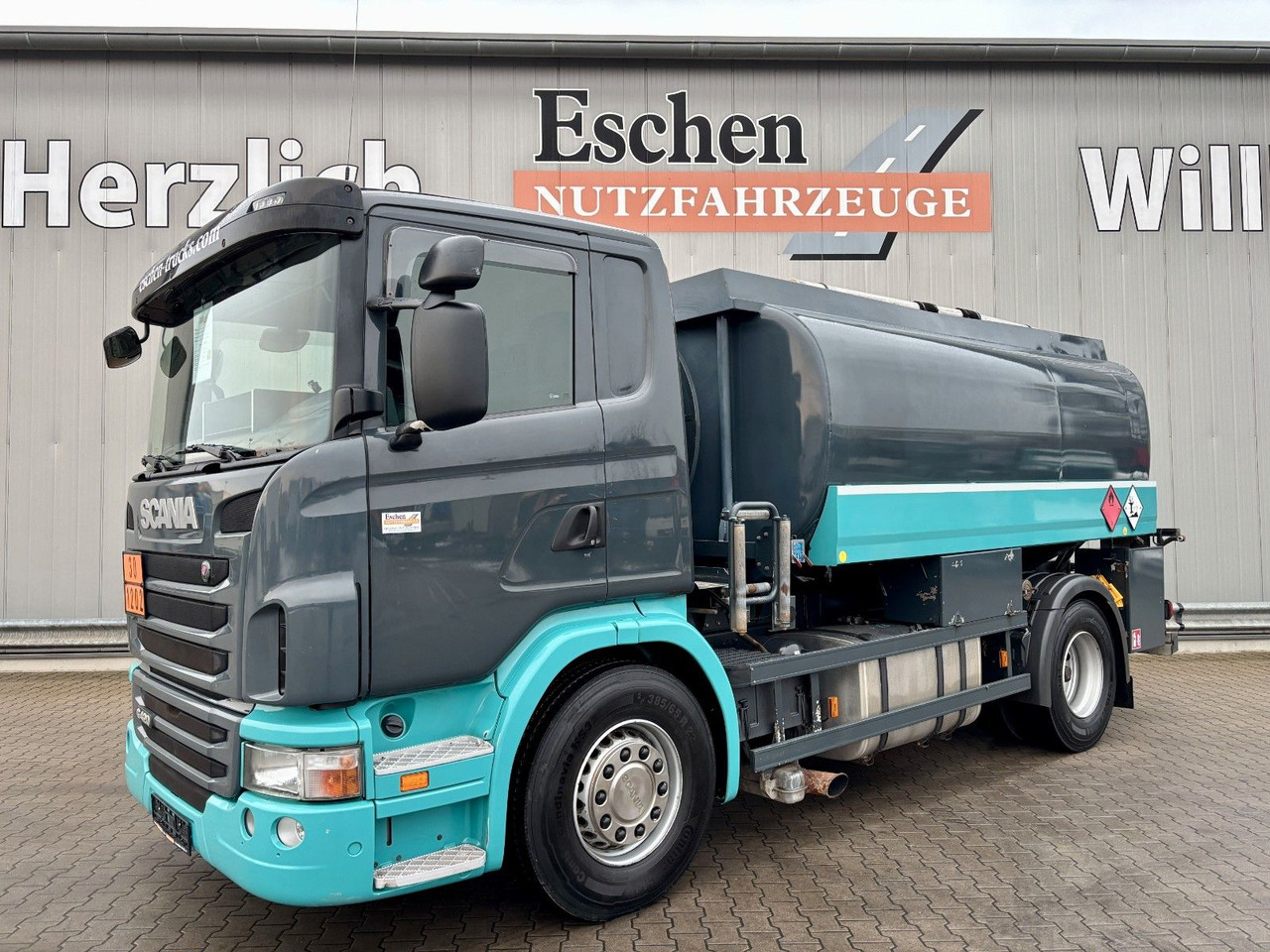 Scania G420 Esterer A3 | 2x Kammern*Oben/Unten*Retarder - Грузовик-цистерна: фото 1 Scania G420 Esterer A3 | 2x Kammern*Oben/Unten*Retarder - Грузовик-цистерна: фото 1