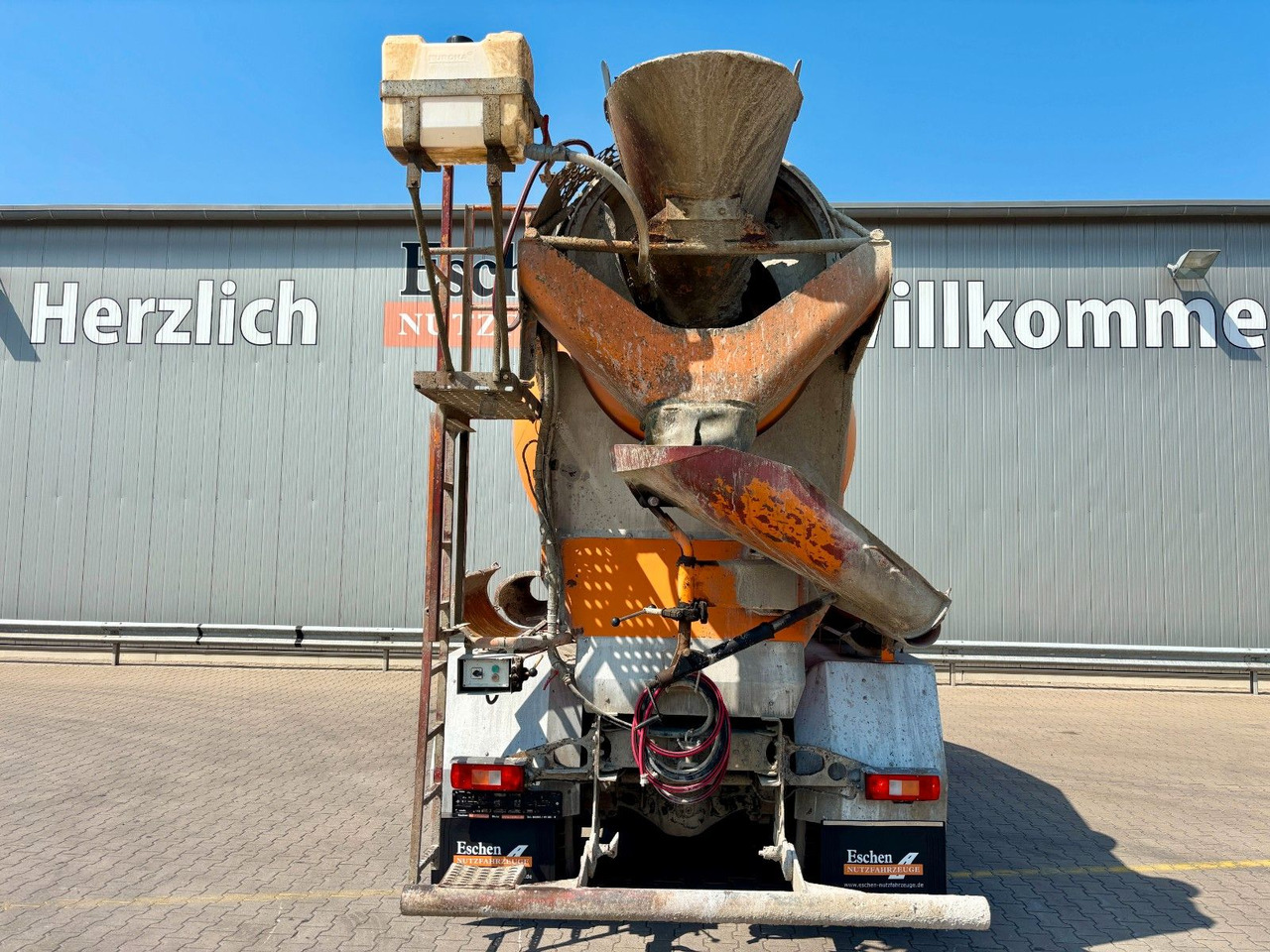 Volvo FM 410 / 8x4 | 9m³ Intermix*I-Shift*Klima*Blatt - Автобетоносмеситель: фото 4 Volvo FM 410 / 8x4 | 9m³ Intermix*I-Shift*Klima*Blatt - Автобетоносмеситель: фото 4