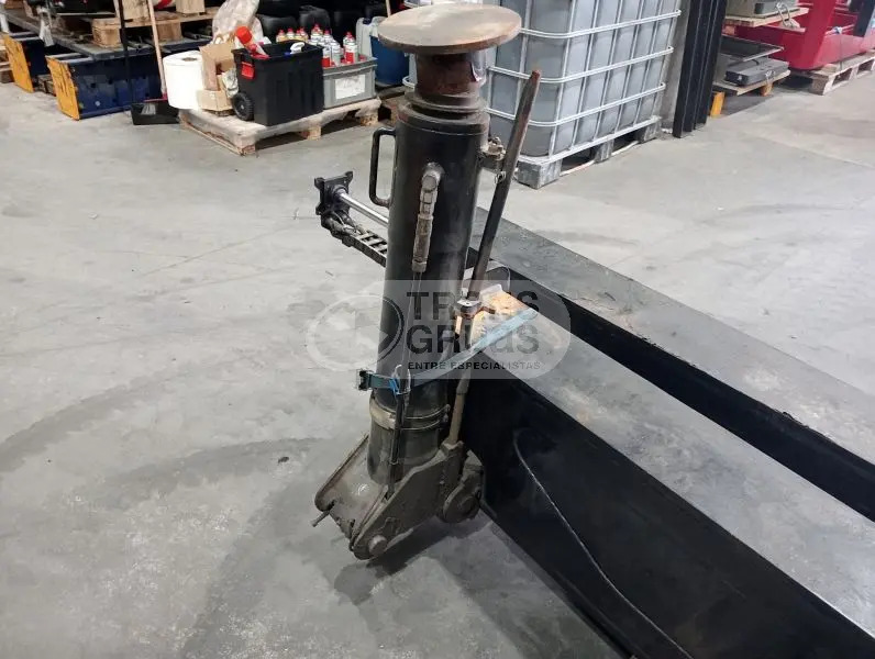 Cañas estabilizador grúa HMF 9520K - Кран-манипулятор: фото 1 Cañas estabilizador grúa HMF 9520K - Кран-манипулятор: фото 1