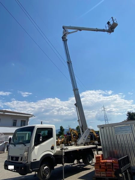 MULTITEL NISSAN NT 400 + MX 250 - Грузовик с подъемником: фото 5 MULTITEL NISSAN NT 400 + MX 250 - Грузовик с подъемником: фото 5