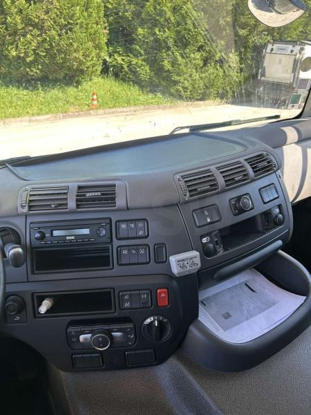 DAF CF 340 - Грузовик с закрытым кузовом: фото 4 DAF CF 340 - Грузовик с закрытым кузовом: фото 4