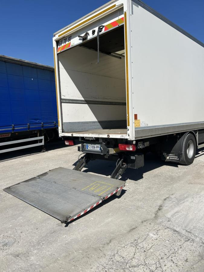 DAF CF 340 - Грузовик с закрытым кузовом: фото 5 DAF CF 340 - Грузовик с закрытым кузовом: фото 5