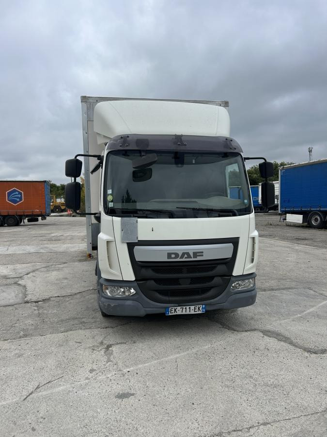 DAF LF 210 - Грузовик с закрытым кузовом: фото 2 DAF LF 210 - Грузовик с закрытым кузовом: фото 2