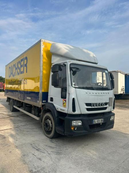 Iveco Eurocargo ML 160 E 28 - Грузовик с закрытым кузовом: фото 1 Iveco Eurocargo ML 160 E 28 - Грузовик с закрытым кузовом: фото 1
