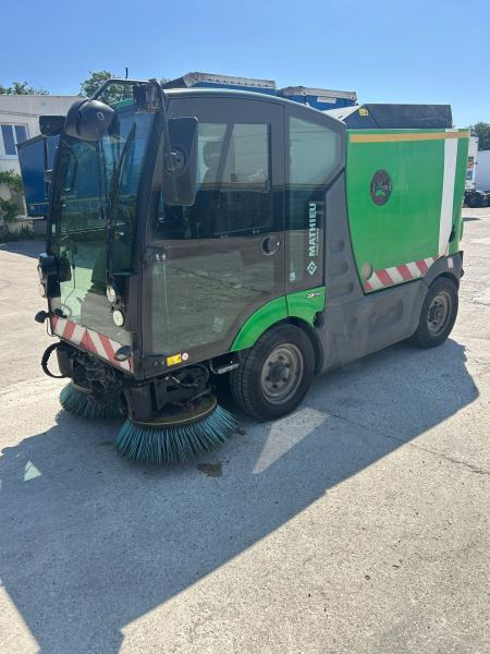 Mathieu Azura MC210 - Подметально-уборочная машина: фото 1 Mathieu Azura MC210 - Подметально-уборочная машина: фото 1