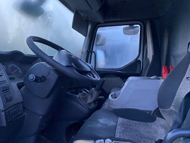 Renault Midlum 180 DXI - Грузовик с закрытым кузовом: фото 5 Renault Midlum 180 DXI - Грузовик с закрытым кузовом: фото 5