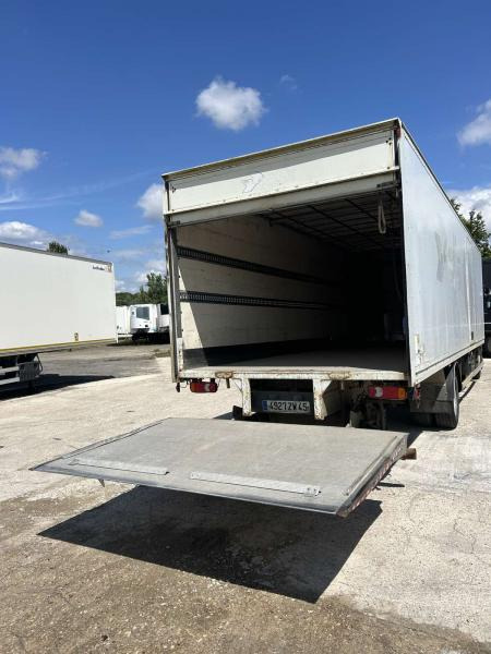 Renault Midlum 180 - Грузовик с закрытым кузовом: фото 3 Renault Midlum 180 - Грузовик с закрытым кузовом: фото 3