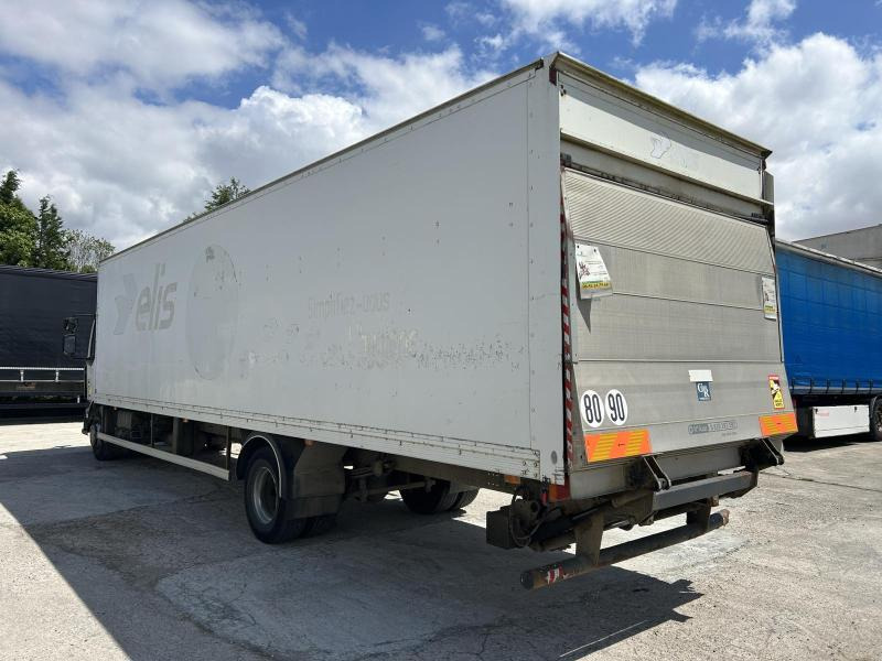 Renault Midlum 180 - Грузовик с закрытым кузовом: фото 5 Renault Midlum 180 - Грузовик с закрытым кузовом: фото 5