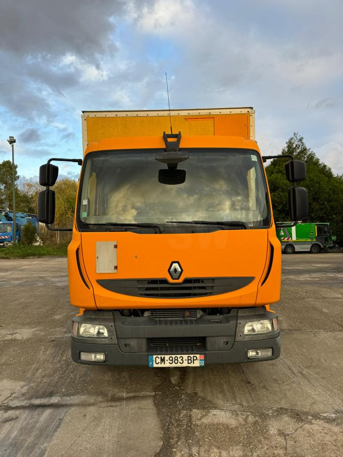 Renault Midlum 220 - Грузовик с закрытым кузовом: фото 5 Renault Midlum 220 - Грузовик с закрытым кузовом: фото 5