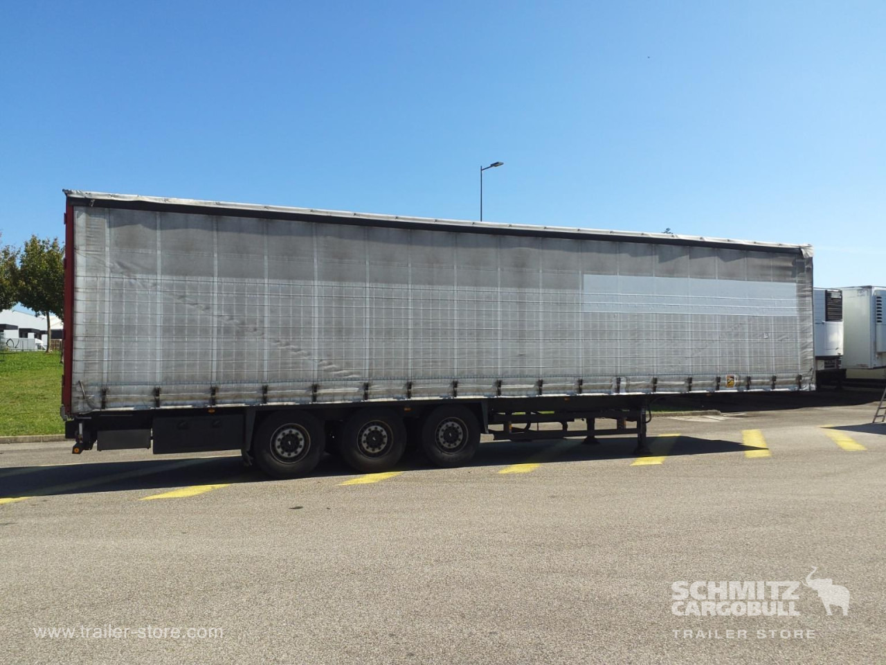 SCHMITZ Curtainsider Standard - Тентованный полуприцеп: фото 2 SCHMITZ Curtainsider Standard - Тентованный полуприцеп: фото 2