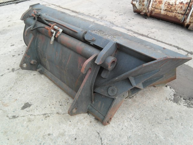 Seitenkippschaufel - Ковш для погрузчика: фото 3 Seitenkippschaufel - Ковш для погрузчика: фото 3