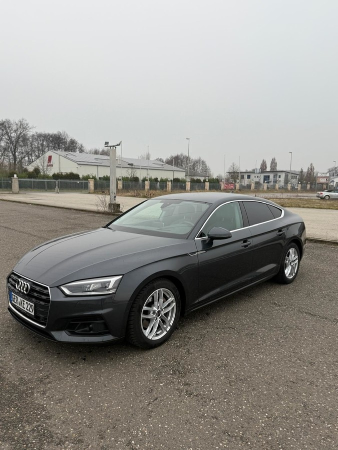 AUDI A5 Sportback 2.0 TDI Schräghecklimousine - Легковой автомобиль: фото 1 AUDI A5 Sportback 2.0 TDI Schräghecklimousine - Легковой автомобиль: фото 1