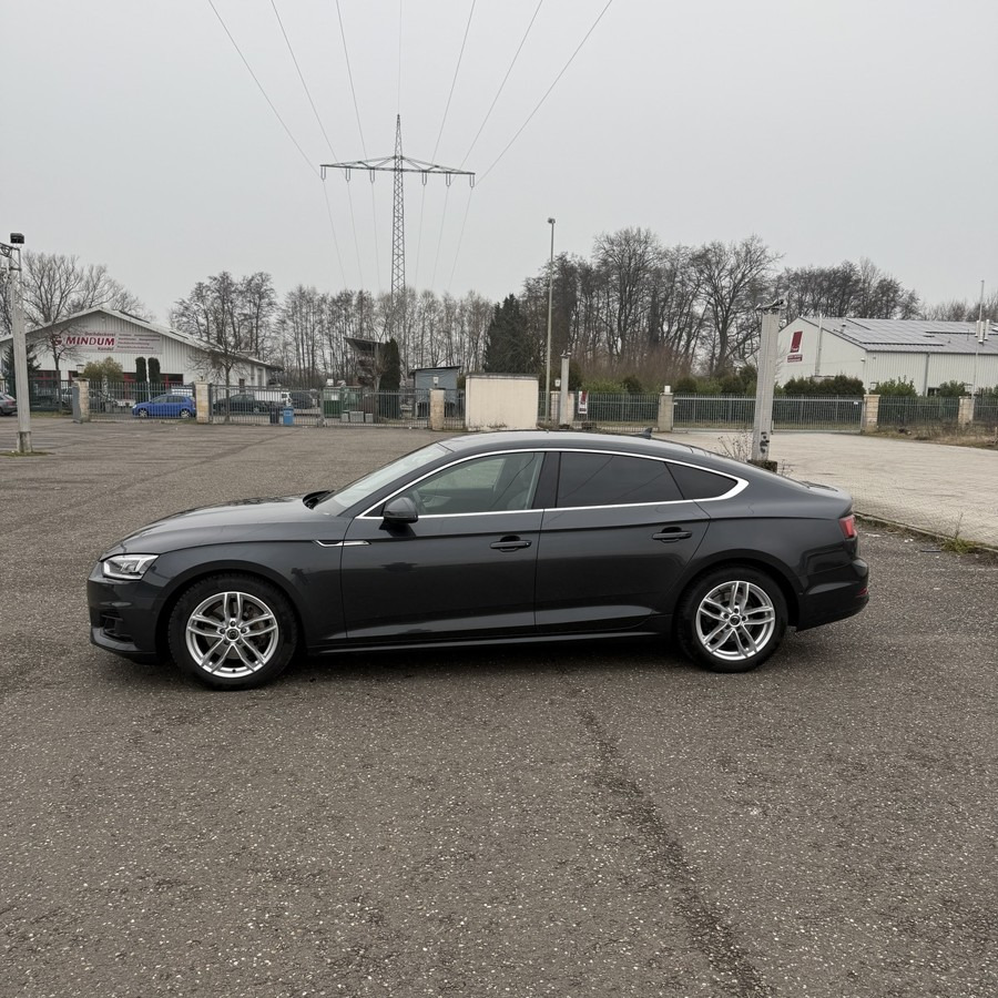 AUDI A5 Sportback TÜV bis Okt. 2027 - Универсал: фото 5 AUDI A5 Sportback TÜV bis Okt. 2027 - Универсал: фото 5