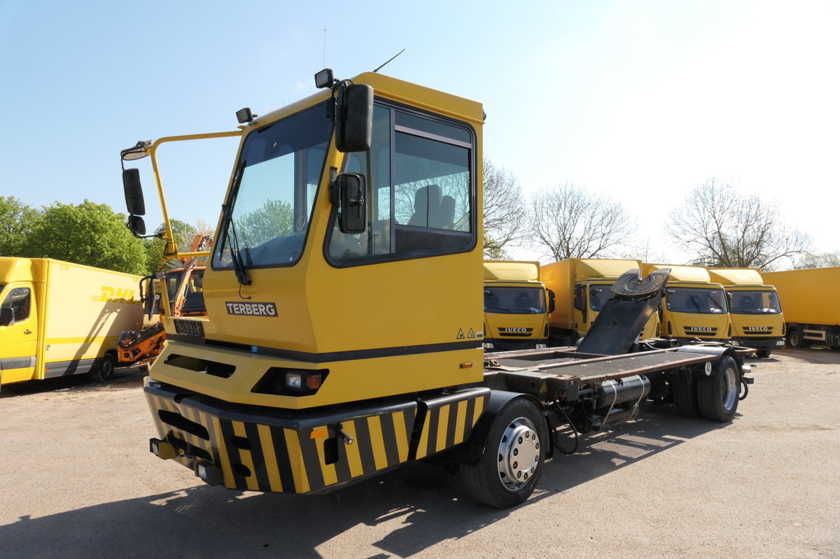 BC 182 Kamag Wiesel WBH 25 Umsetzfahrzeug - Грузовик-контейнеровоз/ Сменный кузов: фото 3 BC 182 Kamag Wiesel WBH 25 Umsetzfahrzeug - Грузовик-контейнеровоз/ Сменный кузов: фото 3