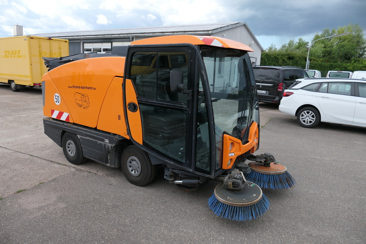CN200 Sweeper - Подметально-уборочная машина: фото 3 CN200 Sweeper - Подметально-уборочная машина: фото 3