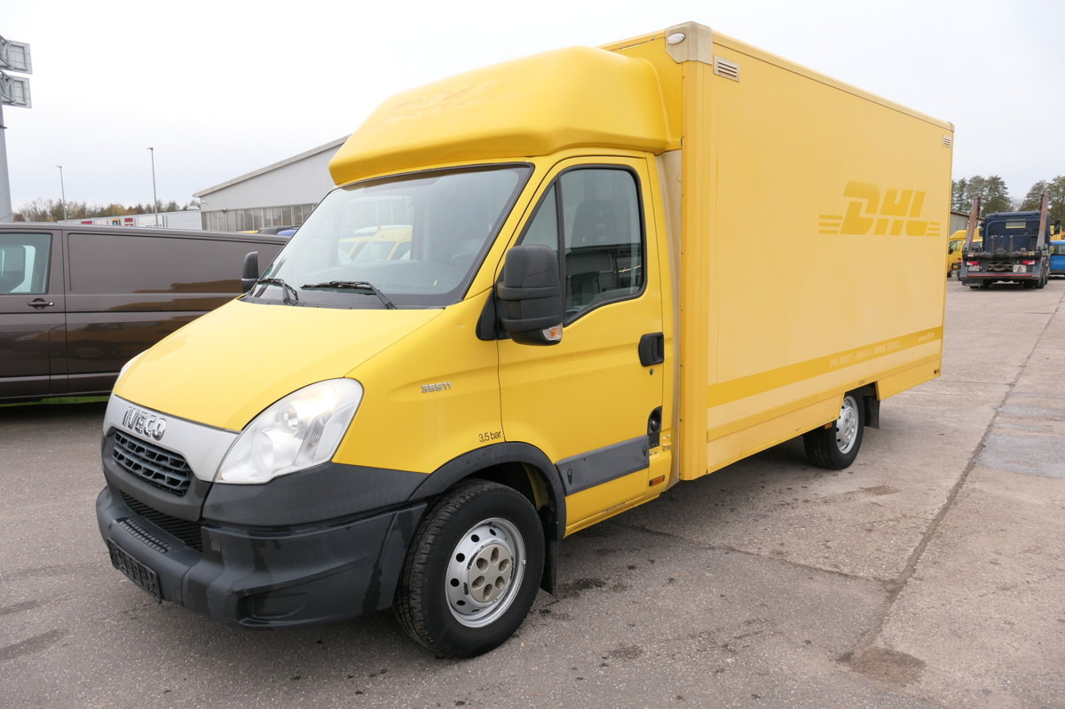 IVECO Daily 35 S11 C30C AUTOMATIK KAMERA MAXI KAMERA R - Фургон с закрытым кузовом: фото 1 IVECO Daily 35 S11 C30C AUTOMATIK KAMERA MAXI KAMERA R - Фургон с закрытым кузовом: фото 1