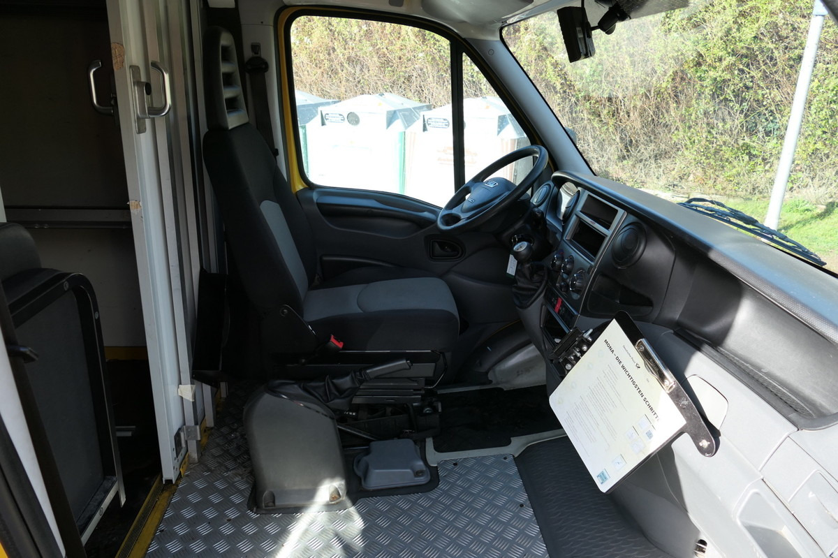 IVECO Daily 35 S11 C30C AUTOMATIK KAMERA Regale LUFT D - Фургон с закрытым кузовом: фото 5 IVECO Daily 35 S11 C30C AUTOMATIK KAMERA Regale LUFT D - Фургон с закрытым кузовом: фото 5