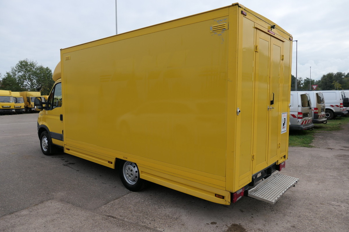IVECO Daily 35 S11 C30C AUTOMATIK KAMERA Regale LUFT D - Фургон с закрытым кузовом: фото 4 IVECO Daily 35 S11 C30C AUTOMATIK KAMERA Regale LUFT D - Фургон с закрытым кузовом: фото 4