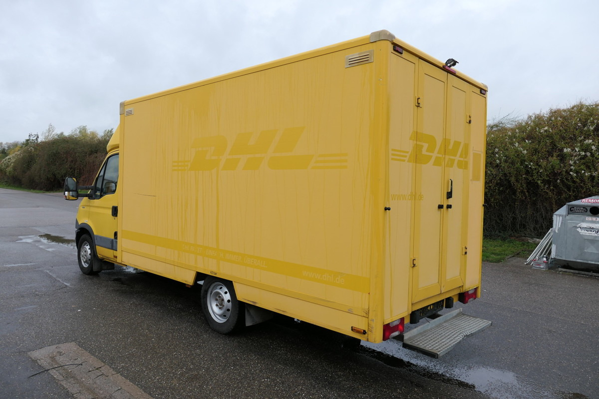 IVECO Daily 35 S11 C30C AUTOMATIK KAMERA Regale LUFT-E - Фургон с закрытым кузовом: фото 4 IVECO Daily 35 S11 C30C AUTOMATIK KAMERA Regale LUFT-E - Фургон с закрытым кузовом: фото 4