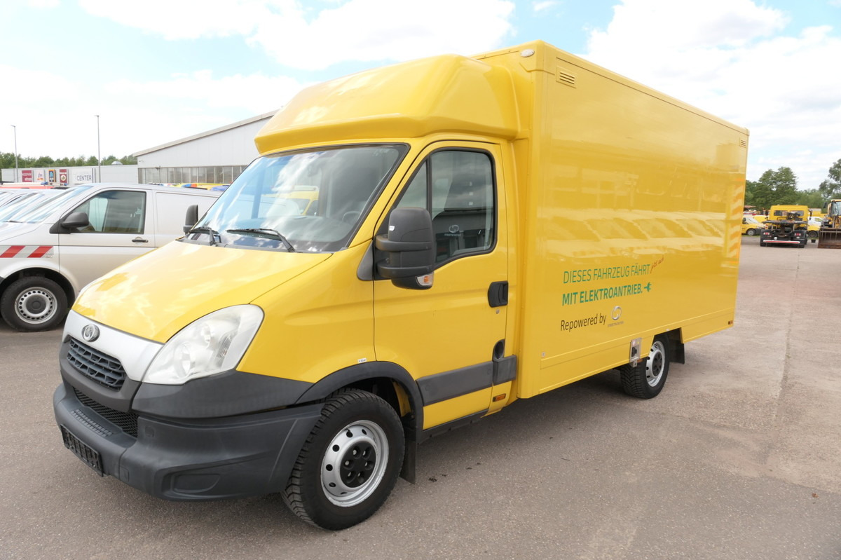 IVECO Daily 35 S11 C30C ELEKTRO COC Umbau Firma Orten - Фургон с закрытым кузовом, Электрический фургон: фото 1 IVECO Daily 35 S11 C30C ELEKTRO COC Umbau Firma Orten - Фургон с закрытым кузовом, Электрический фургон: фото 1