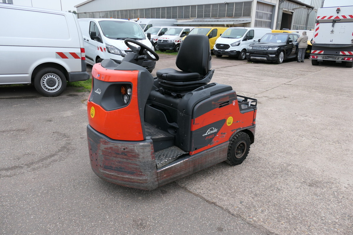 LINDE P 60 Z Schlepper Batterie 33/2019 - Складской тягач: фото 2 LINDE P 60 Z Schlepper Batterie 33/2019 - Складской тягач: фото 2