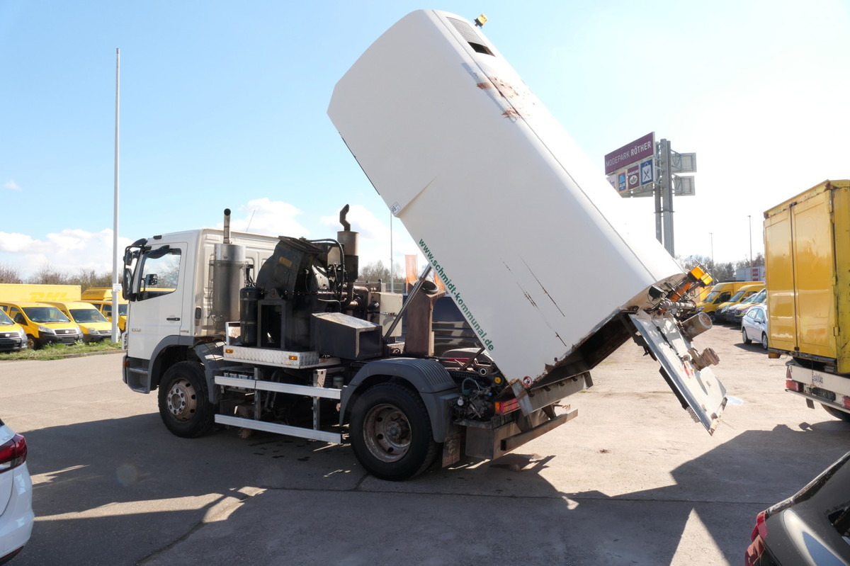 MERCEDES-BENZ Atego 1518 LKO 4x2 - Подметально-уборочная машина: фото 2 MERCEDES-BENZ Atego 1518 LKO 4x2 - Подметально-уборочная машина: фото 2