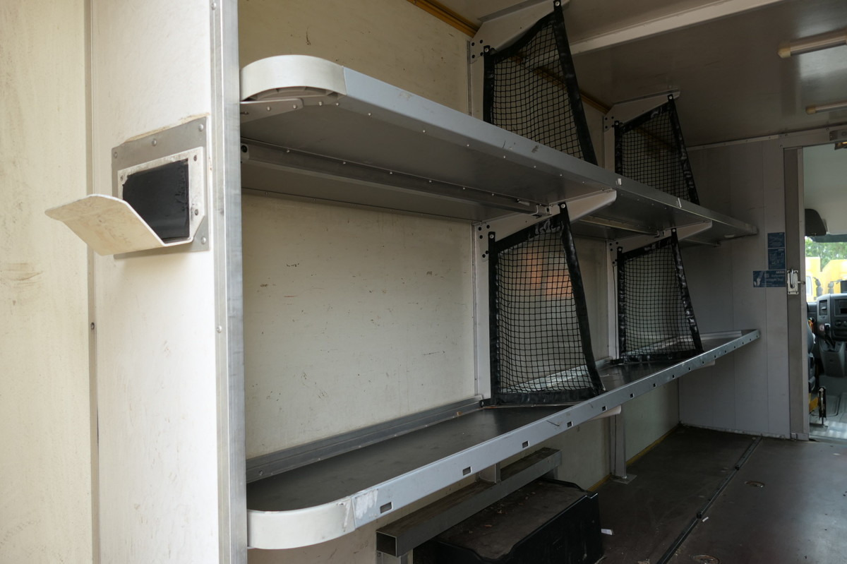 MERCEDES-BENZ SPRINTER 310 CDI MAXI EURO-5 KOFFER REGALE KAMER - Фургон с закрытым кузовом: фото 5 MERCEDES-BENZ SPRINTER 310 CDI MAXI EURO-5 KOFFER REGALE KAMER - Фургон с закрытым кузовом: фото 5