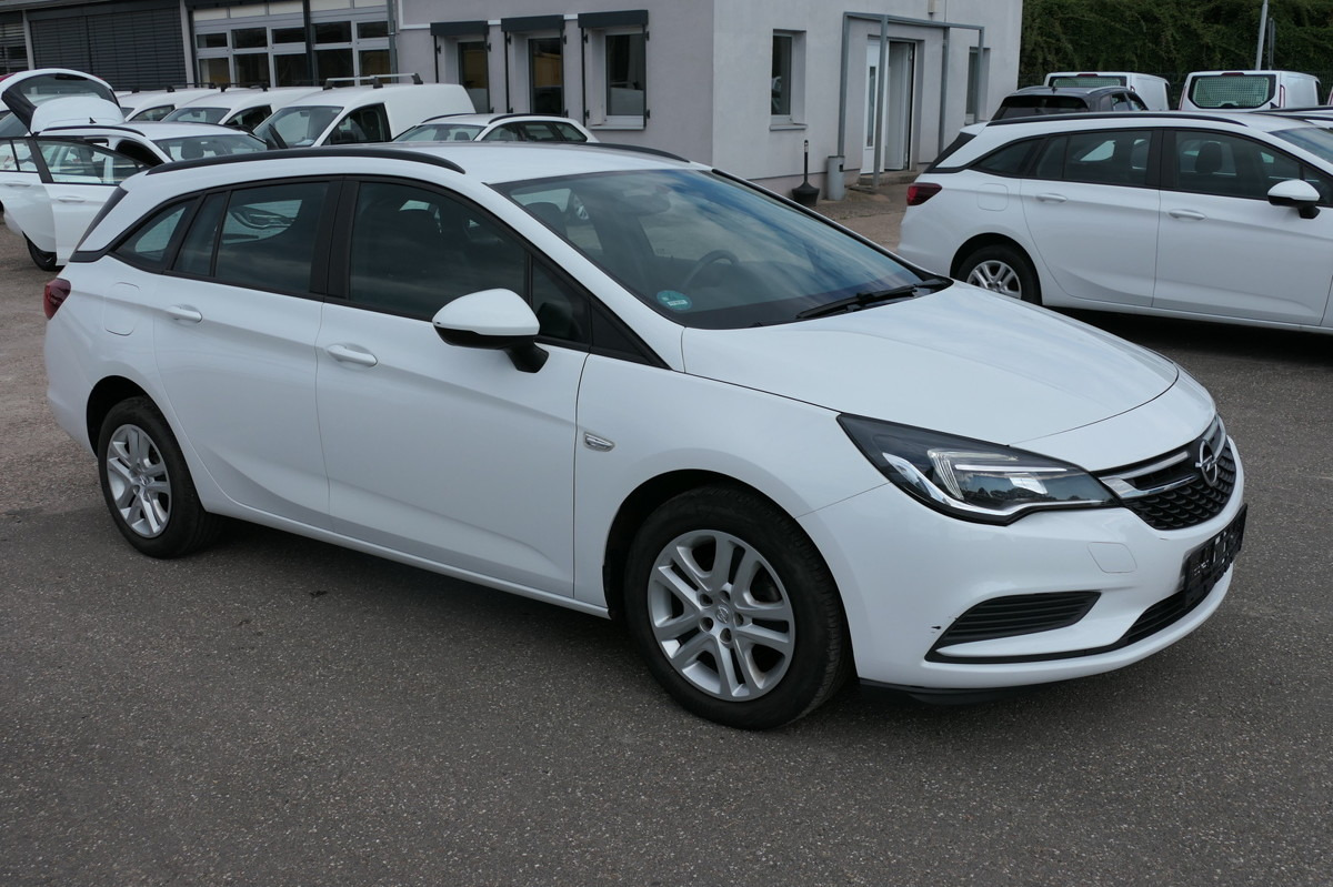 OPEL Astra K 1.6 CDTI Edition S/S KLIMA - Легковой автомобиль: фото 2 OPEL Astra K 1.6 CDTI Edition S/S KLIMA - Легковой автомобиль: фото 2