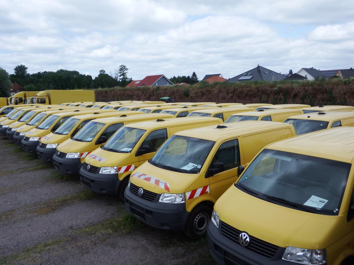 VW T5 Transporter 1.9 TDI PARKTRONIK 2xSCHIEBETÜR - Легковой фургон: фото 1 VW T5 Transporter 1.9 TDI PARKTRONIK 2xSCHIEBETÜR - Легковой фургон: фото 1
