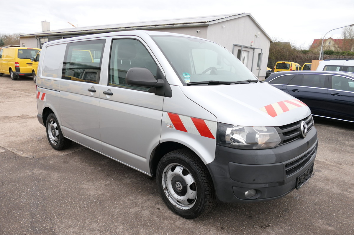 VW T5 Transporter 2.0 TDI 2Sitzer 4Motion AHK KLIMA - Легковой фургон: фото 3 VW T5 Transporter 2.0 TDI 2Sitzer 4Motion AHK KLIMA - Легковой фургон: фото 3