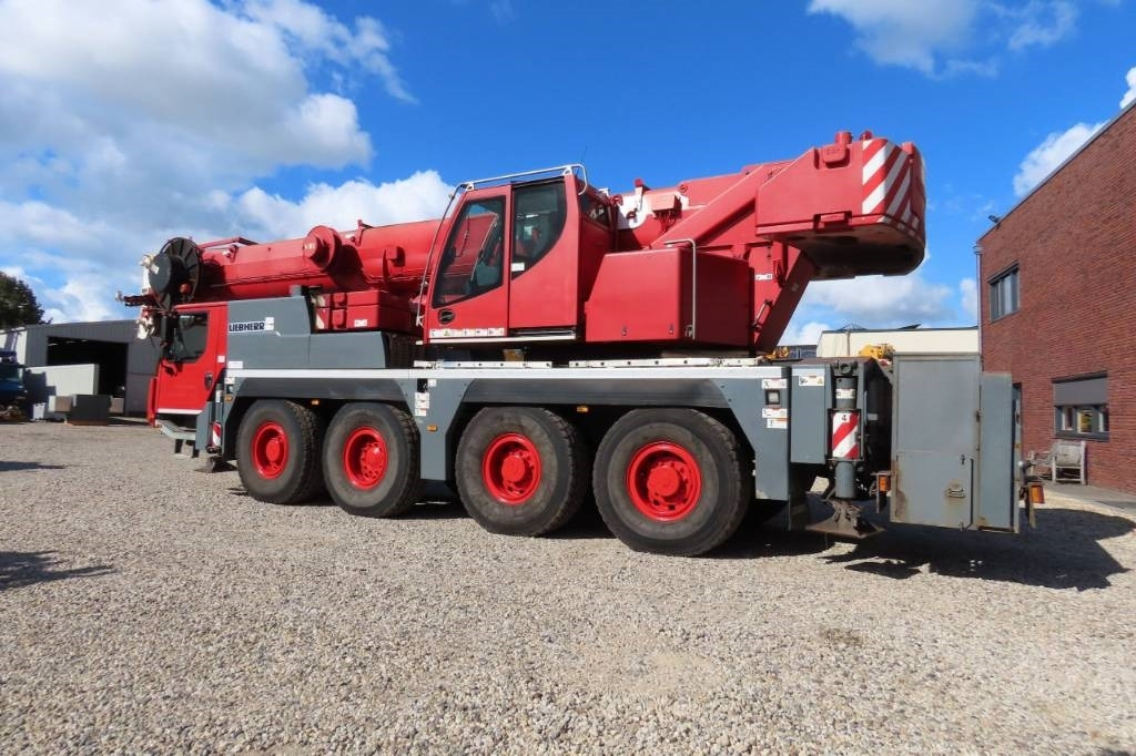Liebherr LTM 1070-4.2 - Вседорожный кран: фото 4 Liebherr LTM 1070-4.2 - Вседорожный кран: фото 4