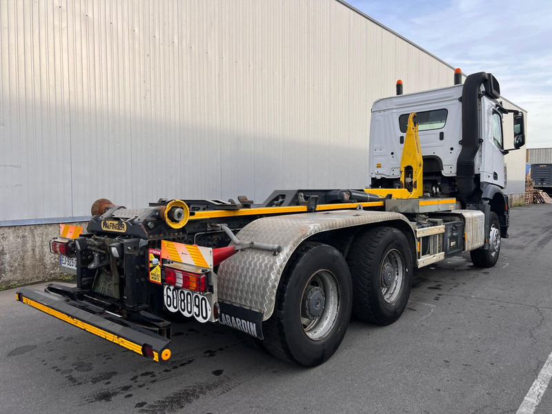 Mercedes-Benz Arocs 2645 - Крюковой мультилифт: фото 5 Mercedes-Benz Arocs 2645 - Крюковой мультилифт: фото 5