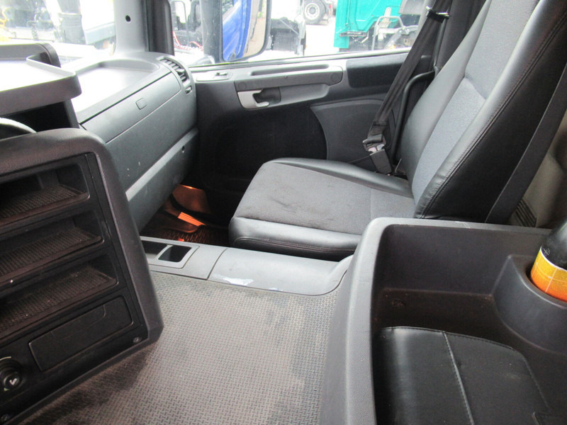 Тентованный грузовик Scania p310: фото 15