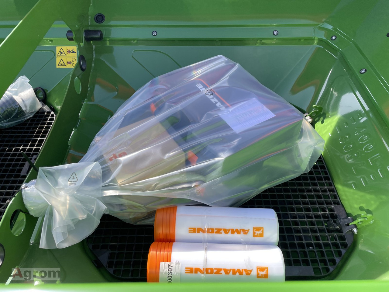 Новый Разбрасыватель удобрений Amazone ZA-TS 2700 ProfisPro Tronic: фото 8