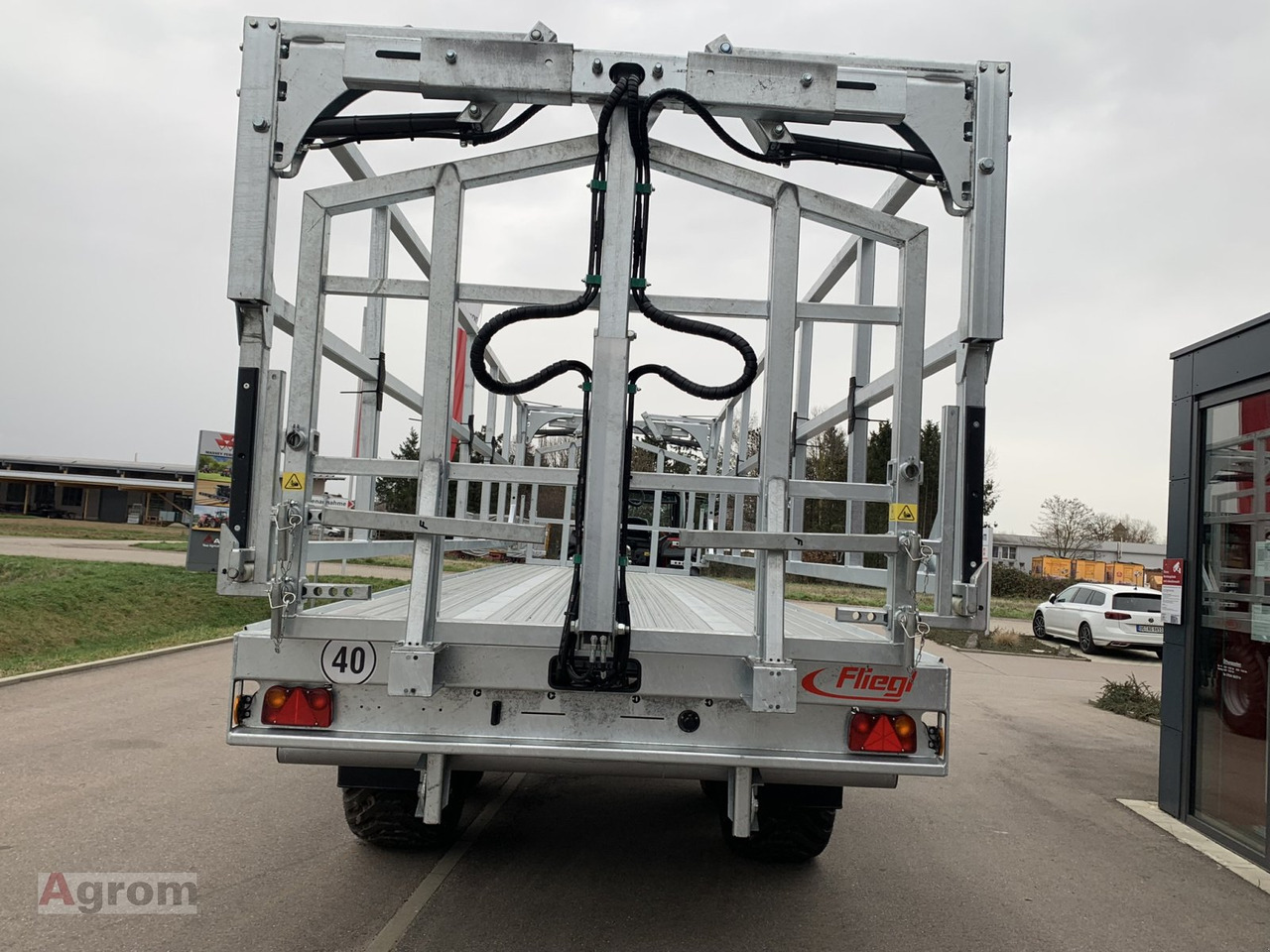 Fliegl DPW 210 BL - Сельскохозяйственный прицеп-платформа: фото 4 Fliegl DPW 210 BL - Сельскохозяйственный прицеп-платформа: фото 4