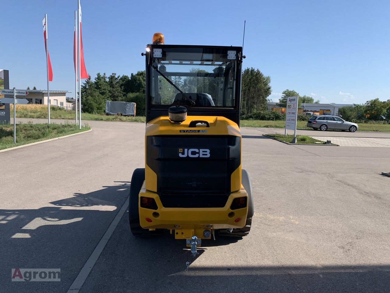 JCB 403 Plus - Компактный фронтальный погрузчик: фото 4 JCB 403 Plus - Компактный фронтальный погрузчик: фото 4