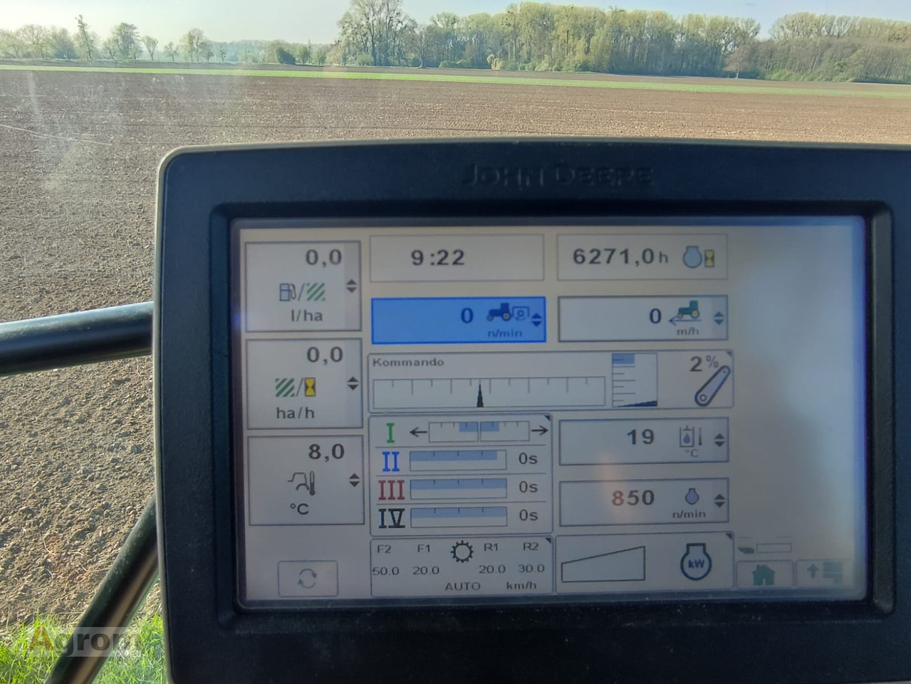 John Deere 6190R - Трактор: фото 2 John Deere 6190R - Трактор: фото 2