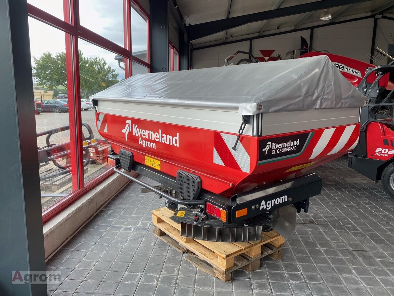 Kverneland Exacta-CL GEOSPREAD 1300 G2 - Разбрасыватель удобрений: фото 1 Kverneland Exacta-CL GEOSPREAD 1300 G2 - Разбрасыватель удобрений: фото 1
