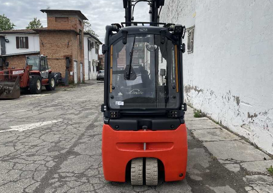 Linde E 18 L-01/386 (batt. NUOVA) - Электропогрузчик: фото 3 Linde E 18 L-01/386 (batt. NUOVA) - Электропогрузчик: фото 3