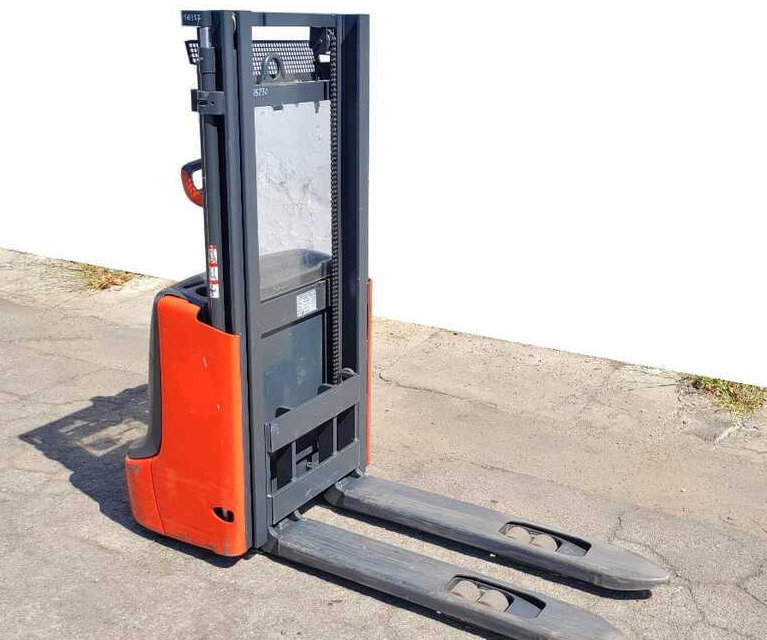Linde L 10 (600 ore lavoro) - Штабелер: фото 3 Linde L 10 (600 ore lavoro) - Штабелер: фото 3