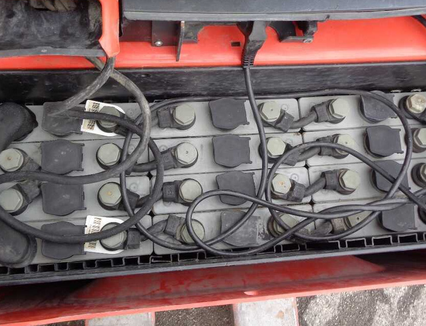 Linde T 16 - Тележка: фото 2 Linde T 16 - Тележка: фото 2